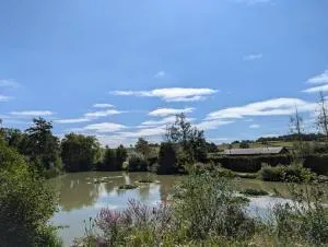 Shearsby Valley Lakes Accommodation - Lubenham