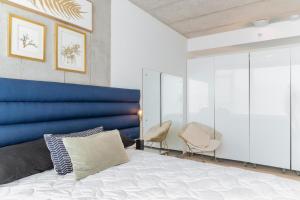 Cityscape iFreses, 20th floor! AC, TV and Pool