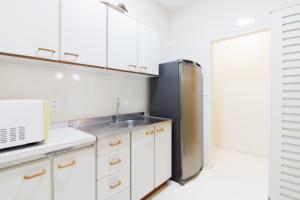Apt beira mar na Av. Atlântica ZN8126