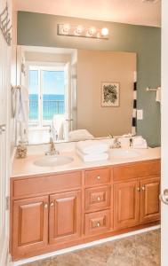 Deja Blue at Ocean Reef Resort
