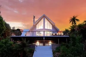 Okere Lakehouse Retreat - Rotoiti