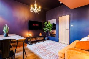 Industrial Design 4 Bed House