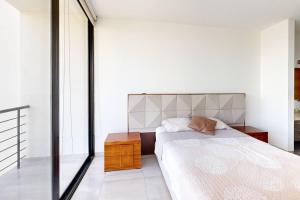 Amplio departamento con alberca, zona residencial