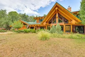 Scenic Payson Cabin with Wraparound Patio - Coffeepot