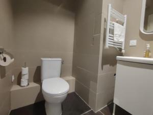 Appartement étage 2 sur cour aux Chartrons avec climatisation