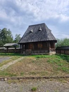 Emma's Lake Houses - Strîmtura