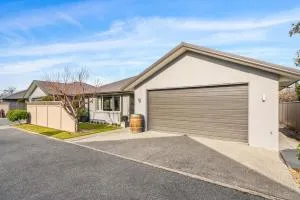 Beauty on Bantry - Alexandra Holiday Home - Poolburn