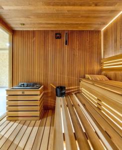 Golden Bird Wellness & SPA