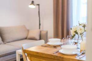 Kraków Główny Apt - Top Location, Park&Tram nearby - by Rentujemy