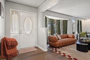 4bd Near Airport & Downtown - Volleyball - Games