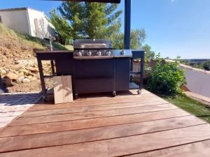 Villas Villa au calme, tout confort clim piscine wifi 7 personnes : photos des chambres