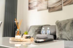 Modern 1 bed apartment in Greenwich - WIFI - NETFLIX and stations nearby