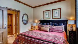 Highlands Slopeside 200 by East West Hospitality