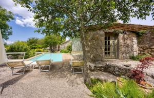 2 Bedroom Pet Friendly Home In Malinska