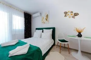 Royal Green Apartment - 伊内乌