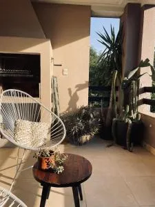 CHACHO PEÑALOZA Sofisticado departamento familiar - Manantiales