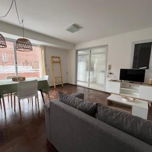 Independencia 1096, Nueva Cordoba