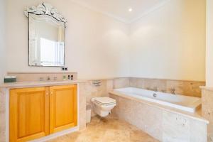 Villas Logement entier villa de luxe avec vue mer : photos des chambres