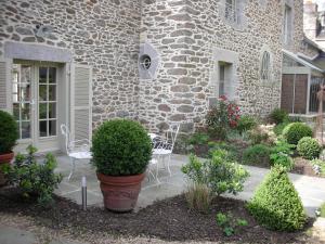 B&B / Chambres d'hotes Le Berceul : Chambre Familiale avec Terrasse 