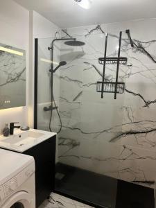 Appartements Style Industriel elegant, proche vieille ville : photos des chambres