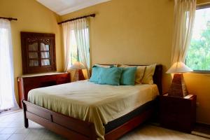 Villa-Agapito GuavaberryJuanDolio-11Px-3BR-5Bds-WiFi-BBQ-PrivatePool