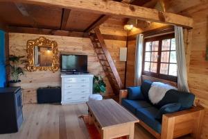 Chalets Petit chalet authentique : photos des chambres