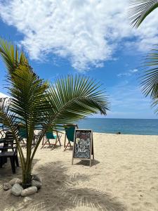 Hostal Paraíso & Vibra Restobar