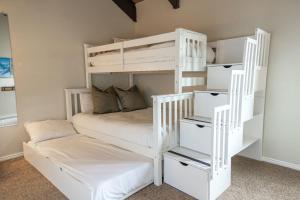 Ski In - Ski Out, Walk to Main St, Fireplace, Close to Downtown, Park City, Deer Valley