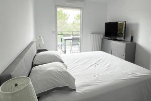 Charmant 2 pièces avec belle terrasse à Valbonne