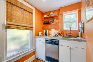 4 Mi to Dtwn Pet-Friendly Austin Studio