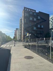 Fancy apartment by Train Station