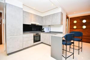 Michel Ange - High End - Studio