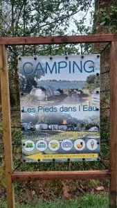 Hébergements camping "Les pieds dans l'eau" - Lanvéoc