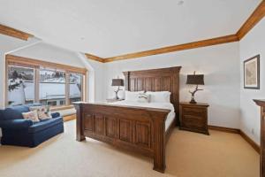 Highlands Slopeside 217 by East West Hospitality