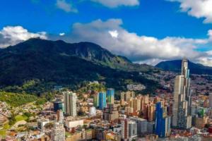 Elegancia y Estilo en apto Nuevo Centro Inter