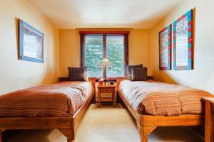 Highlands Westview 303 by East West Hospitality