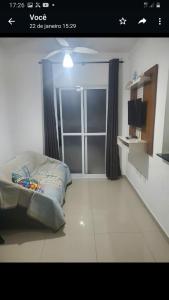 Apto Praia Grande a um quarteirão da orla