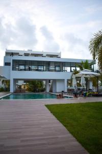 Downtown Punta Cana Vibrant Apartment!