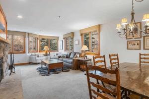 Kiva 332 by East West Hospitality