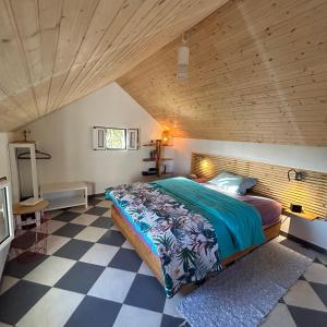 As Casinhas da Madeira - Cosy Stone Cottage in a subtropical garden