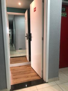 Flat Red Sorocaba- Green