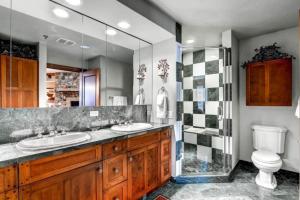 McCoy Peak 201 by East West Hospitality