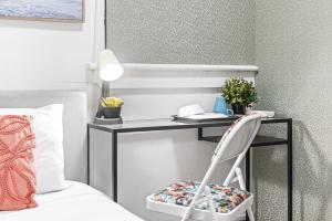 Boutique Single Room - Centrally Located at Granville - Shared Bathroom