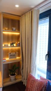 Makati Air Luxury Package - Laugh Sleep Brunch Surf 300 mbps Fast