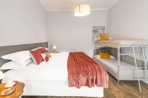 Big Flat in the Heart of Trastevere 4 bedrooms 3 bath