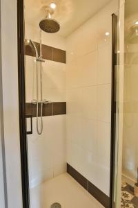 Chalets CHALET CARAIBES SPA Privatif : photos des chambres