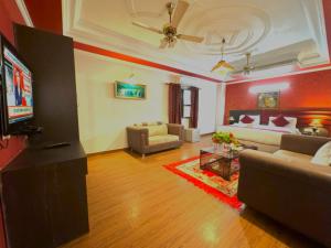 Airport Hotel The Grand Shoba Free Airport pickup or Drop