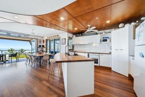 Claytons 10 by Discover Stradbroke