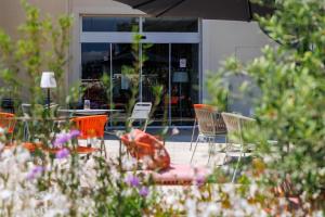 Hotels The Originals Boutique, Hotel Le Pariou, Issoire : photos des chambres