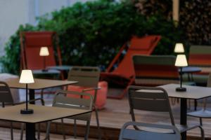 Hotels The Originals Boutique, Hotel Le Pariou, Issoire : photos des chambres